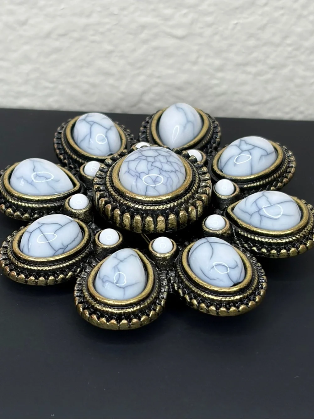 Premier Designs Antiqued Gold Tone White Howlite Floral Brooch/Pendant